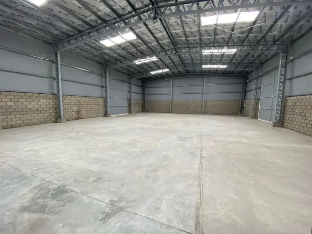 Galpones en Alquiler — parque industrial