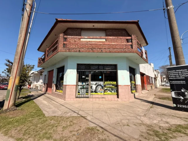 Locales en Venta — Dellepiane 412