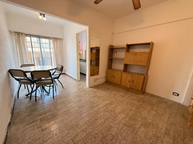 Departamentos, pisos y semipisos en Venta — sarmiento 2582