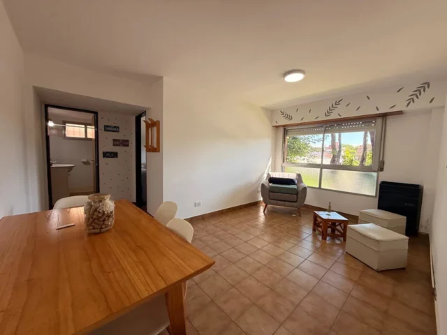 Departamentos, pisos y semipisos en Alquiler — falkner 5550