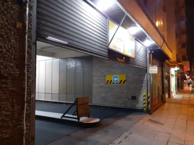 Cocheras y garages en Venta — Belgrano 2500