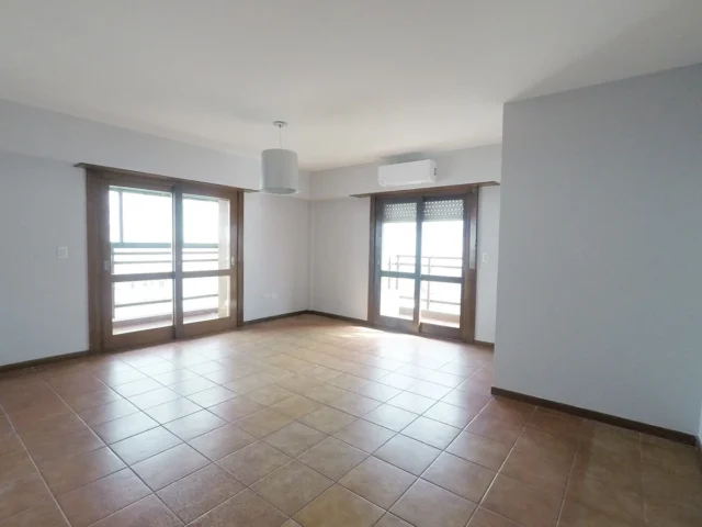 Departamentos, pisos y semipisos en Alquiler — 25 DE MAYO 3200