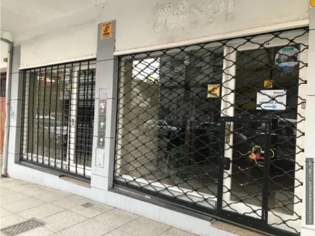 Locales en Venta — Moreno 2800