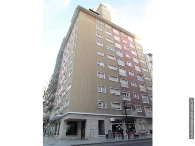 Departamentos, pisos y semipisos en Venta — Lamadrid 2200