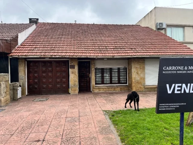 Casas, chalets en Venta — Bermejo 1673