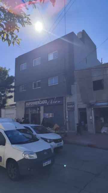 Departamentos, pisos y semipisos en Alquiler — Magallanes 3845