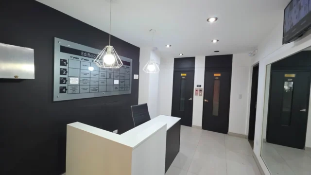 Oficinas en Venta — Moreno 2600