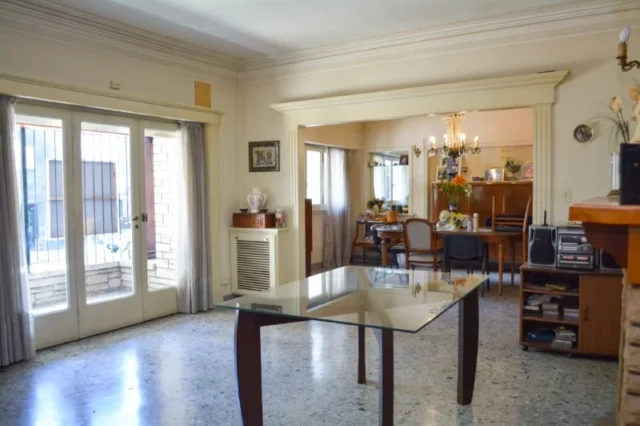 Casas, chalets en Venta — h Irigoyen 2000
