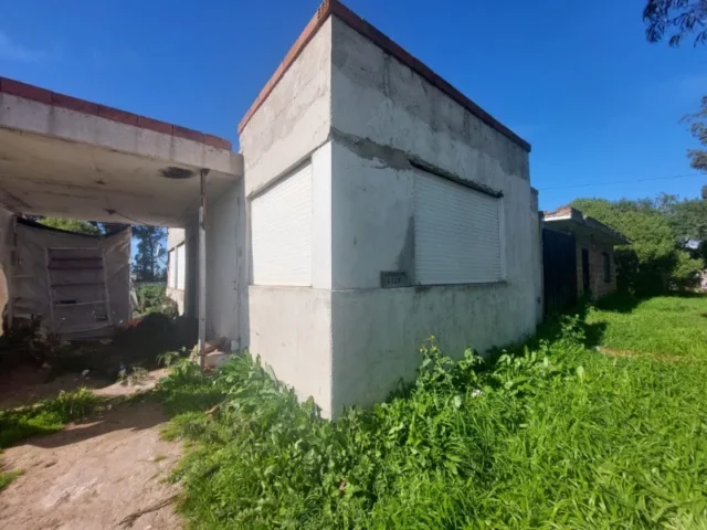 Casas, chalets en Venta — Aparicio 6667
