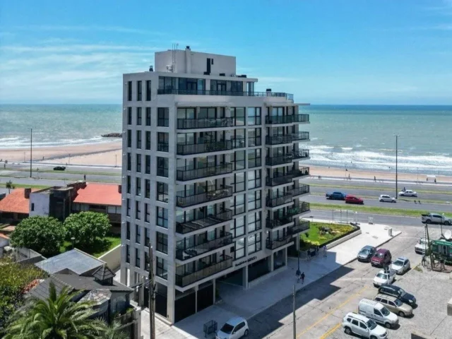 Departamentos, pisos y semipisos en Alquiler — López de Gomara 3800