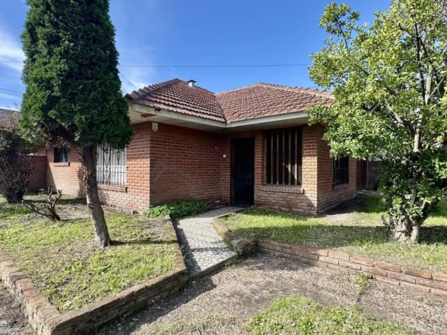 Casas, chalets en Venta — 9 de Julio 7000