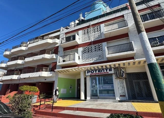 Departamentos, pisos y semipisos en Venta — AVENIDA DE LOS TRABAJADORES 2439