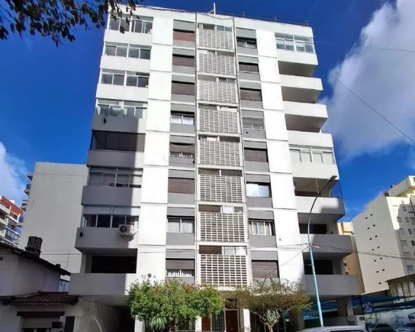 Departamentos, pisos y semipisos en Venta — FALUCHO 1830