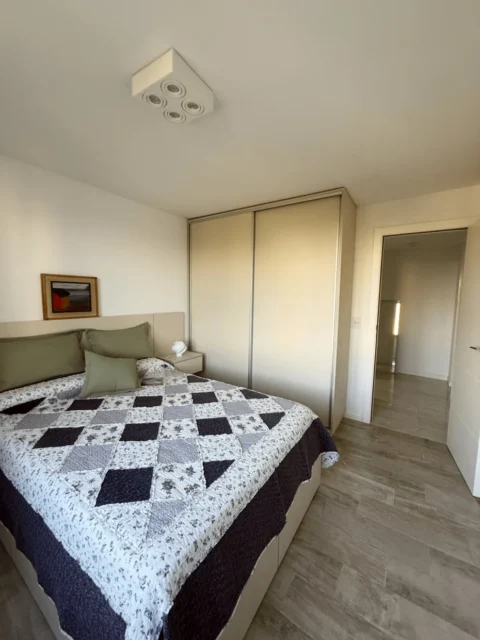 Departamentos, pisos y semipisos en Alquiler — balcarce 4551