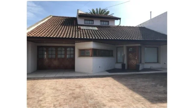 Casas, chalets en Venta — Andrade  600