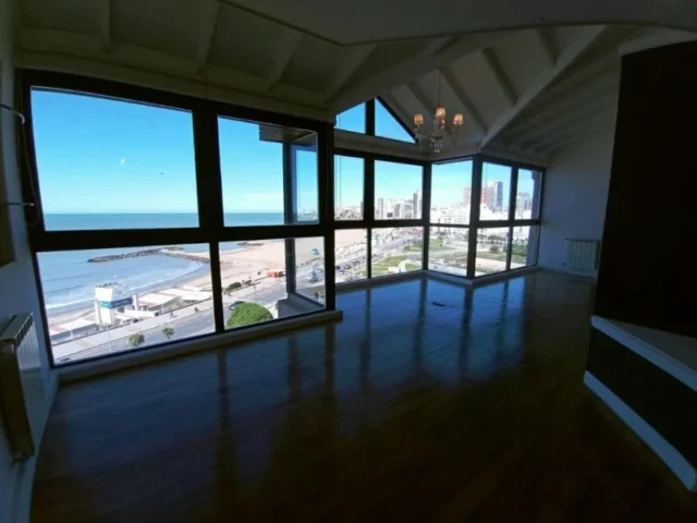 Departamentos, pisos y semipisos en Venta — Catamarca  700