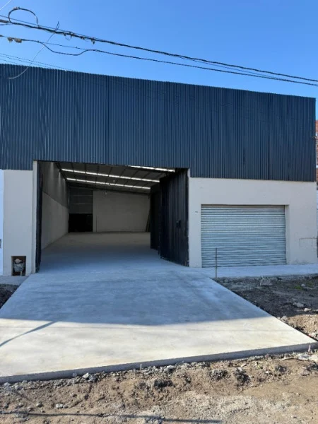 Galpones en Venta — Falkner 6800