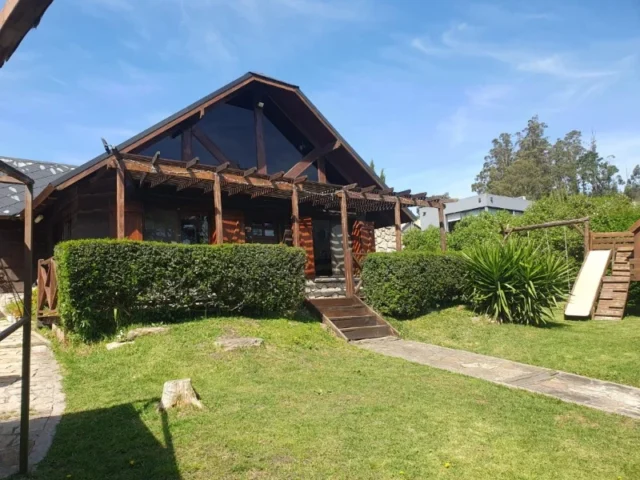 Casas, chalets en Venta — San Martin 700