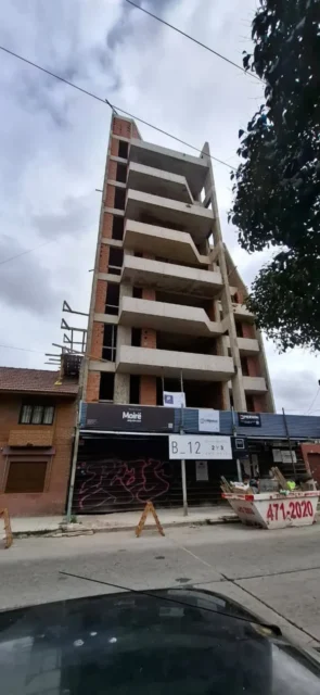 Departamentos, pisos y semipisos en Venta — Roca 3154