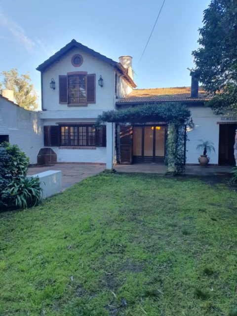 Casas, chalets en Venta — Agustin Rodriguez 1237