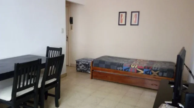 Departamentos, pisos y semipisos en Venta — CORRIENTES Nº 1753