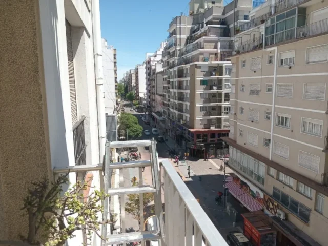 Departamentos, pisos y semipisos en Venta — SAN MARTIN  2400