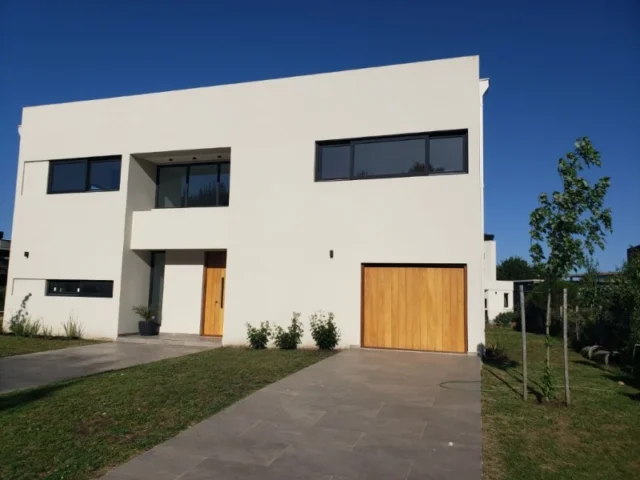 Casas, chalets en Venta — Rumenco Joven