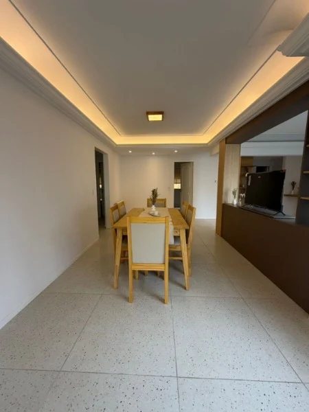Departamentos, pisos y semipisos en Venta — Rivadavia 2200