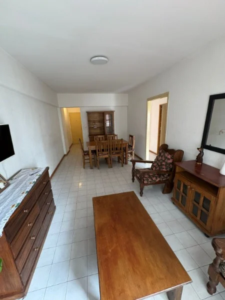 Departamentos, pisos y semipisos en Alquiler para Estudiantes — Av. Colon 1300