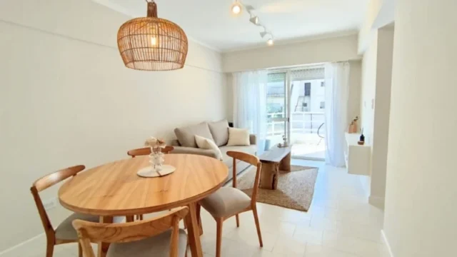 Departamentos, pisos y semipisos en Venta — Corrientes 2300
