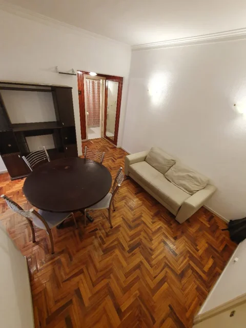Departamentos, pisos y semipisos en Alquiler — Av. Colon 1700