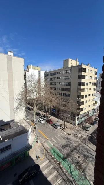 Departamentos, pisos y semipisos en Alquiler — Mitre 1990