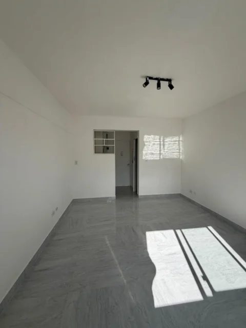Departamentos, pisos y semipisos en Venta — Av. Colon 2600