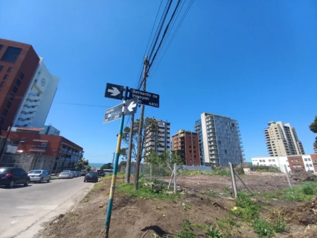 Lotes y terrenos en Venta — Bernardo de Irigoyen 4319