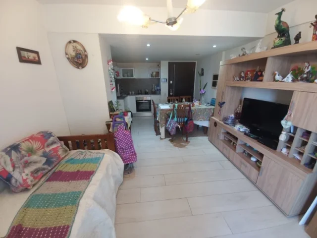 Departamentos, pisos y semipisos en Venta — Santiago del Estero 1452