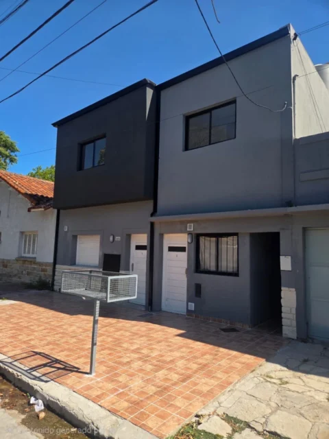 PH en Venta — Falucho 4524