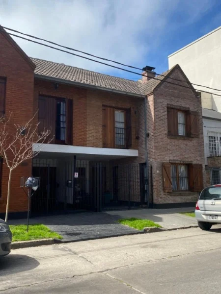 Dúplex en Venta — San Lorenzo 1781