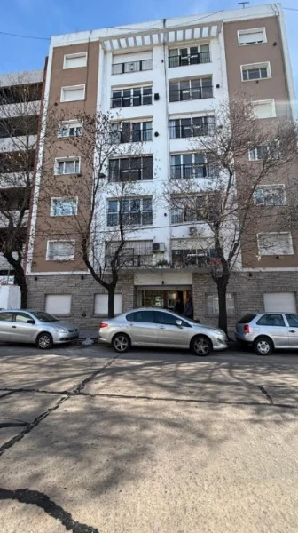 Departamentos, pisos y semipisos en Venta — Córdoba 3161