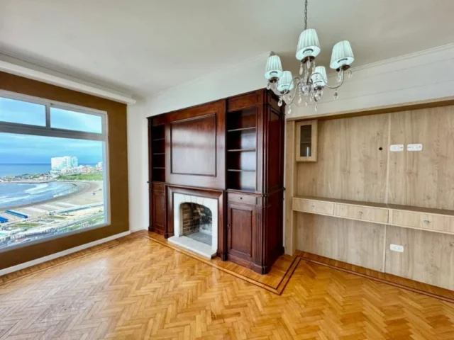 Departamentos, pisos y semipisos en Venta — Av. Colón 905
