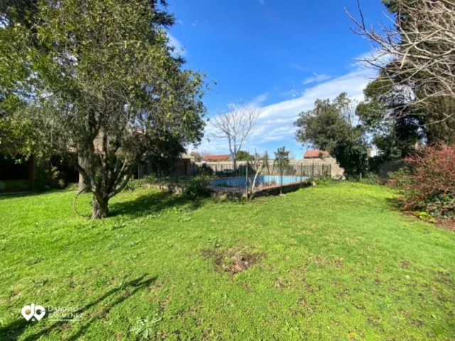 Casas, chalets en Alquiler — Av Luro 9096