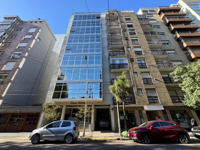 Oficinas en Venta — Almirante Brown 2973