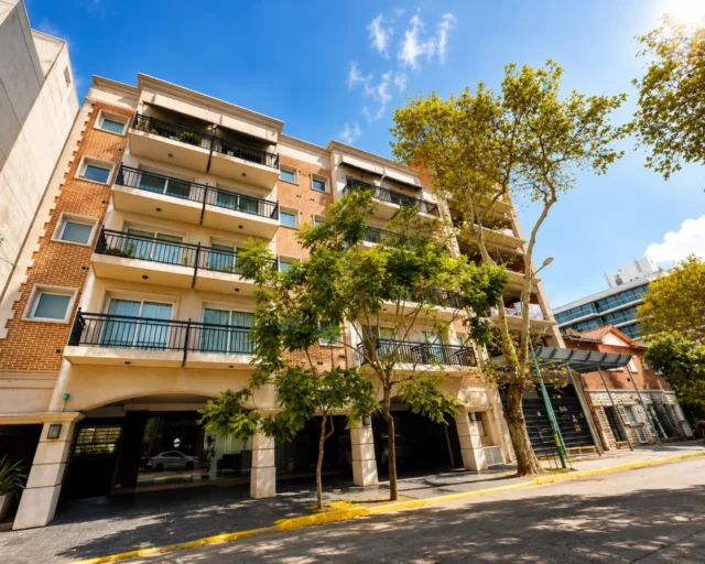 Departamentos, pisos y semipisos en Venta — Alsina 2936