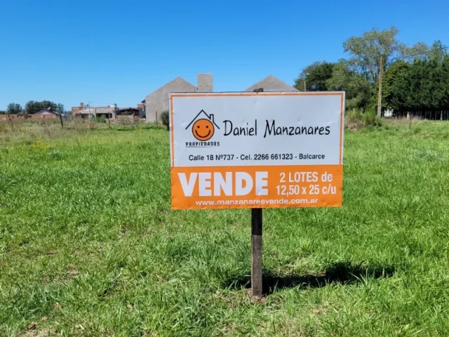 Lotes y terrenos en Venta — C. 50