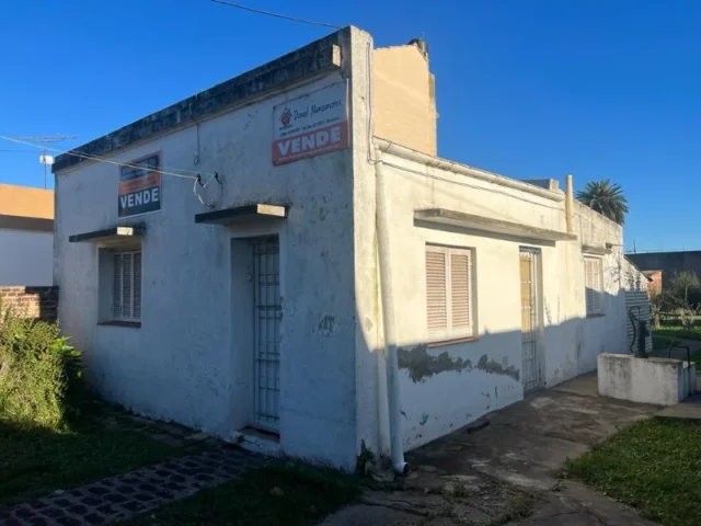 Casas, chalets en Venta — C. 29 417