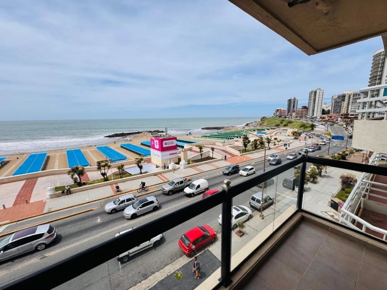 Departamentos, pisos y semipisos en Venta — boulevard marítimo 1015