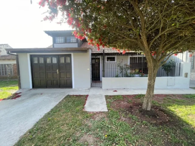 Casas, chalets en Venta — Chubut 2579