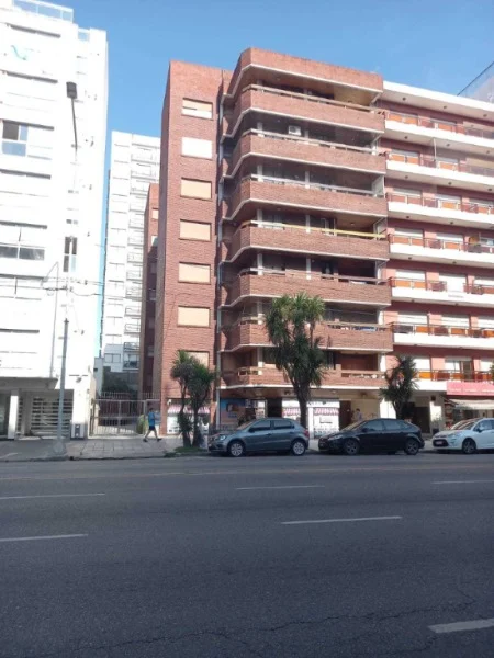 Departamentos, pisos y semipisos en Venta — Av. Independencia 750