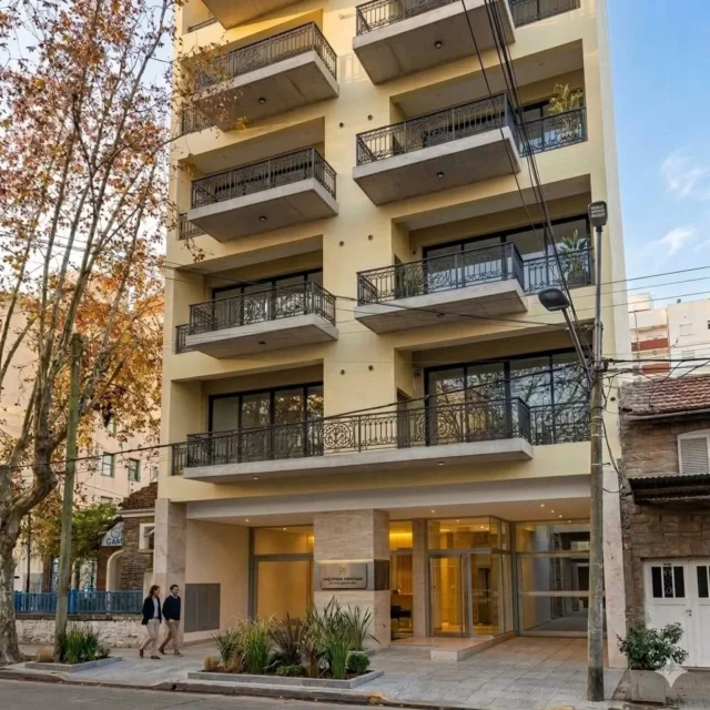 Departamentos, pisos y semipisos en Venta — Salta 1060
