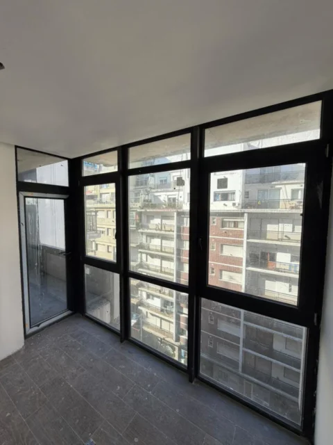Departamentos, pisos y semipisos en Venta — Corrientes 1951