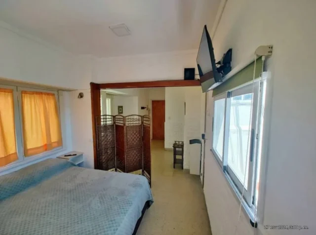 Departamentos, pisos y semipisos en Venta — Colon 2100